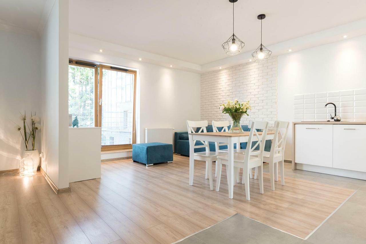 Blue Apartment In Vibrant Heart Of Gdynia Kültér fotó
